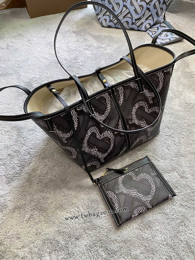 Burberry專門店新款沙灘托特包 巴寶莉女款手提購物袋購物包 yxb1066